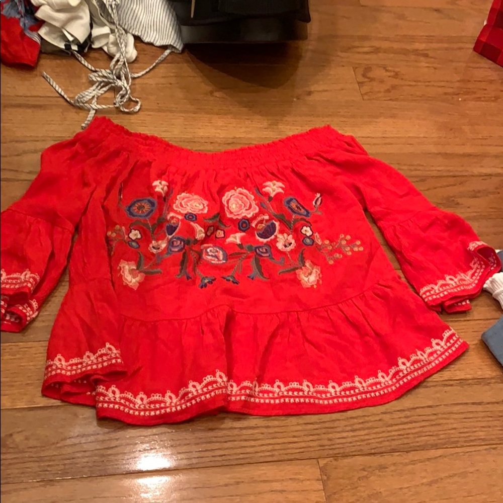 Cute top perfect for vacation